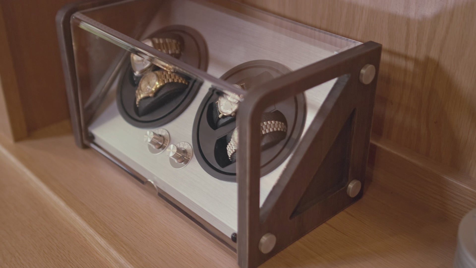 Charcoal Quad Watch Winder product video showing four automatic watches winding
